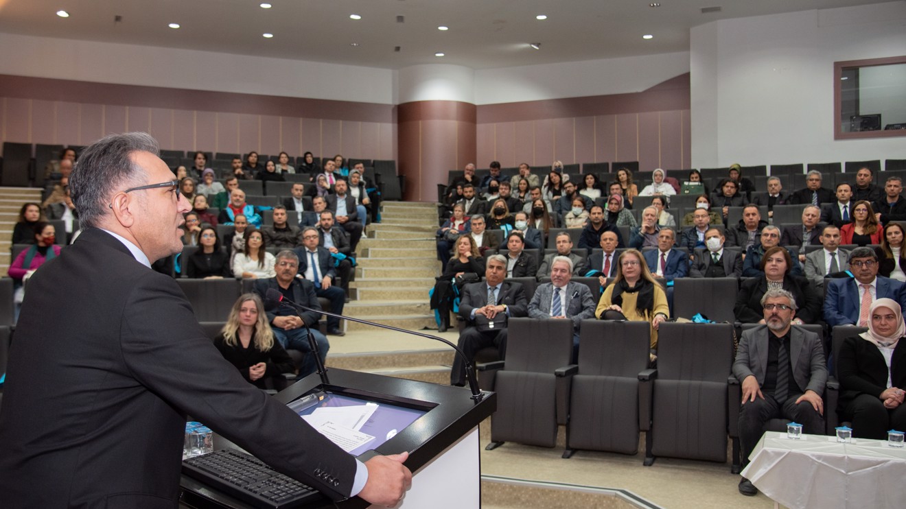 Selçuk Üniversitesi Fen Fakültesinde Akademik Kurul Toplantısı yapıldı